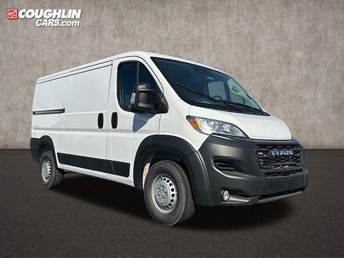 New 2024 RAM ProMaster 2500 w/ Convenience Group image 1