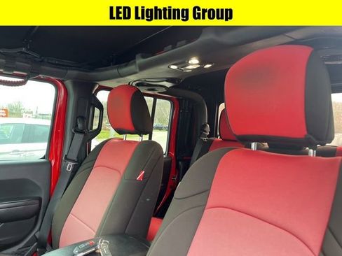 Used 2020 Jeep Gladiator Rubicon w/ LED Lighting Group image 8