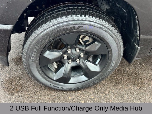 Used 2019 RAM 1500 Big Horn AWD/4WD image 12