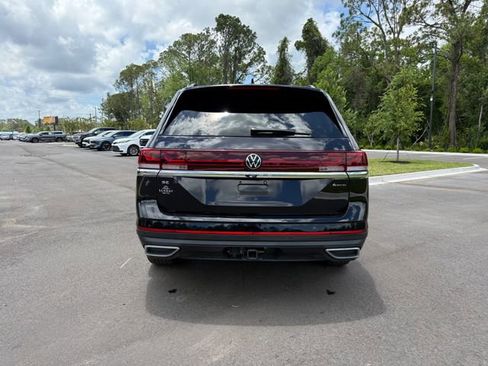 Used 2026 Volkswagen Atlas SE AWD/4WD image 4