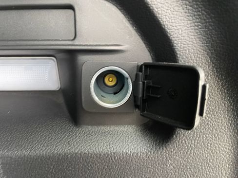 Certified 2023 Ford Explorer XLT AWD/4WD image 34