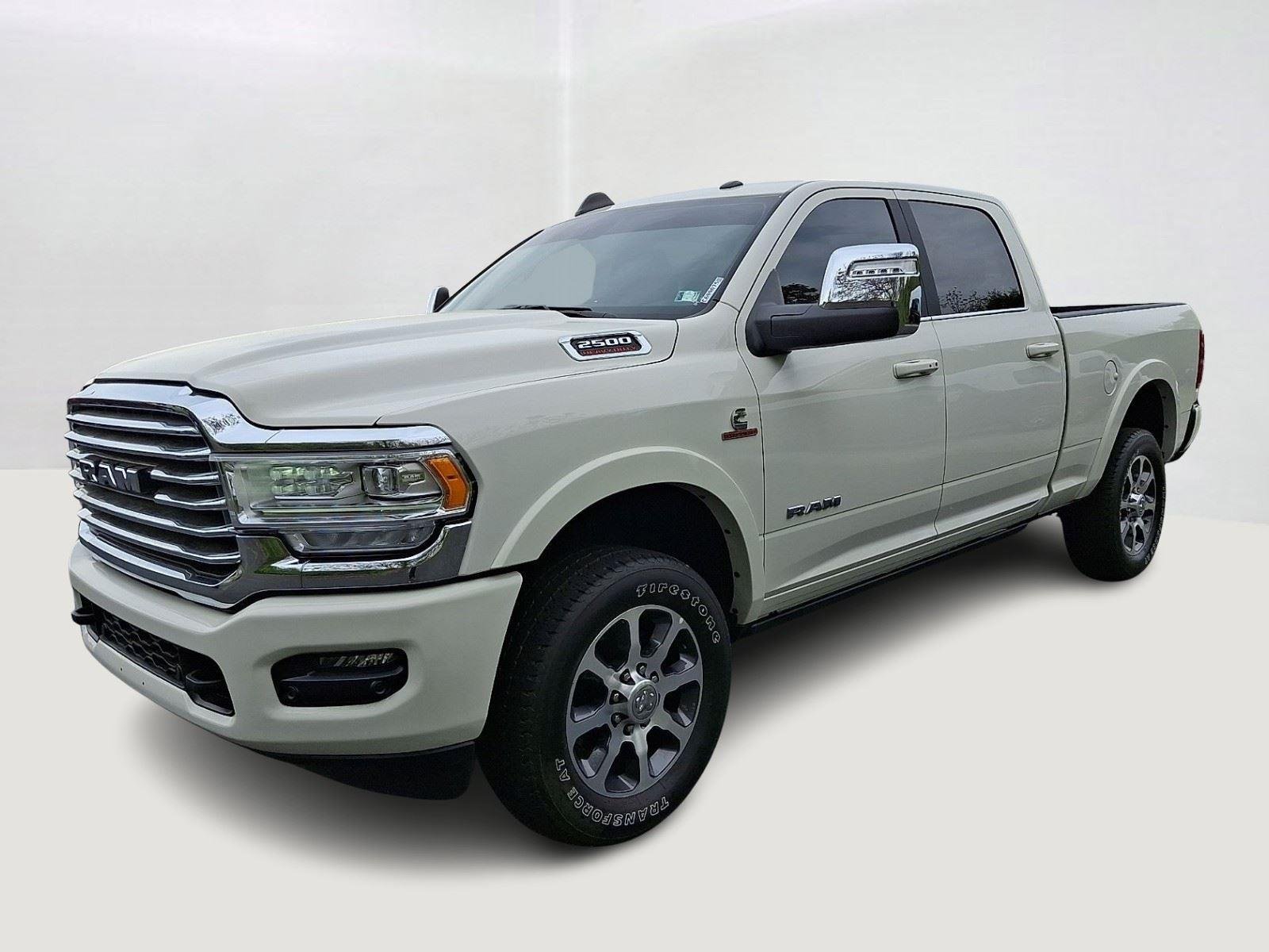 Used 2024 RAM 2500 Limited AWD/4WD image 3