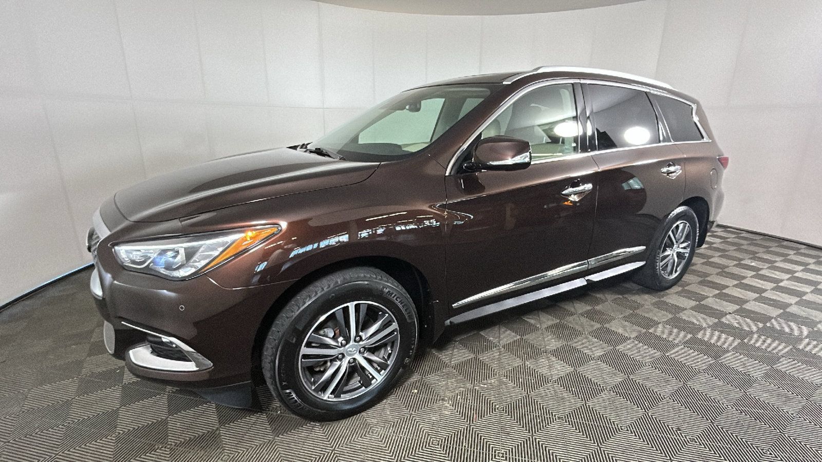 Used 2019 INFINITI QX60 Pure AWD/4WD image 6