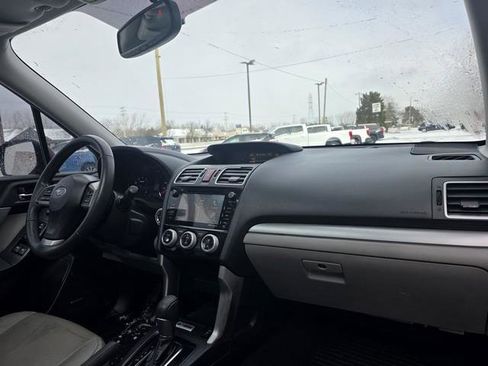 Used 2016 Subaru Forester 2.5i Touring w/ Popular Package #2 image 25