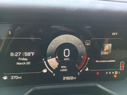 Used 2024 GMC Acadia Denali image 13