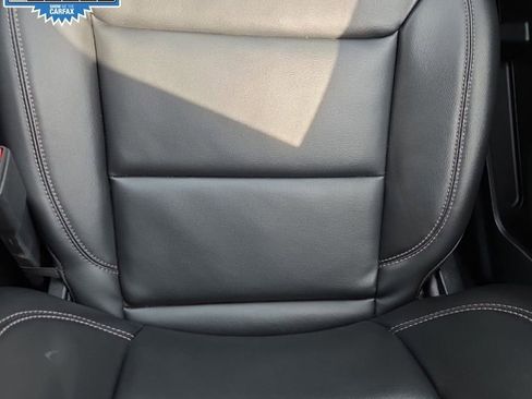 Used 2023 Ford Explorer XLT w/ Equipment Group 202A AWD/4WD image 29