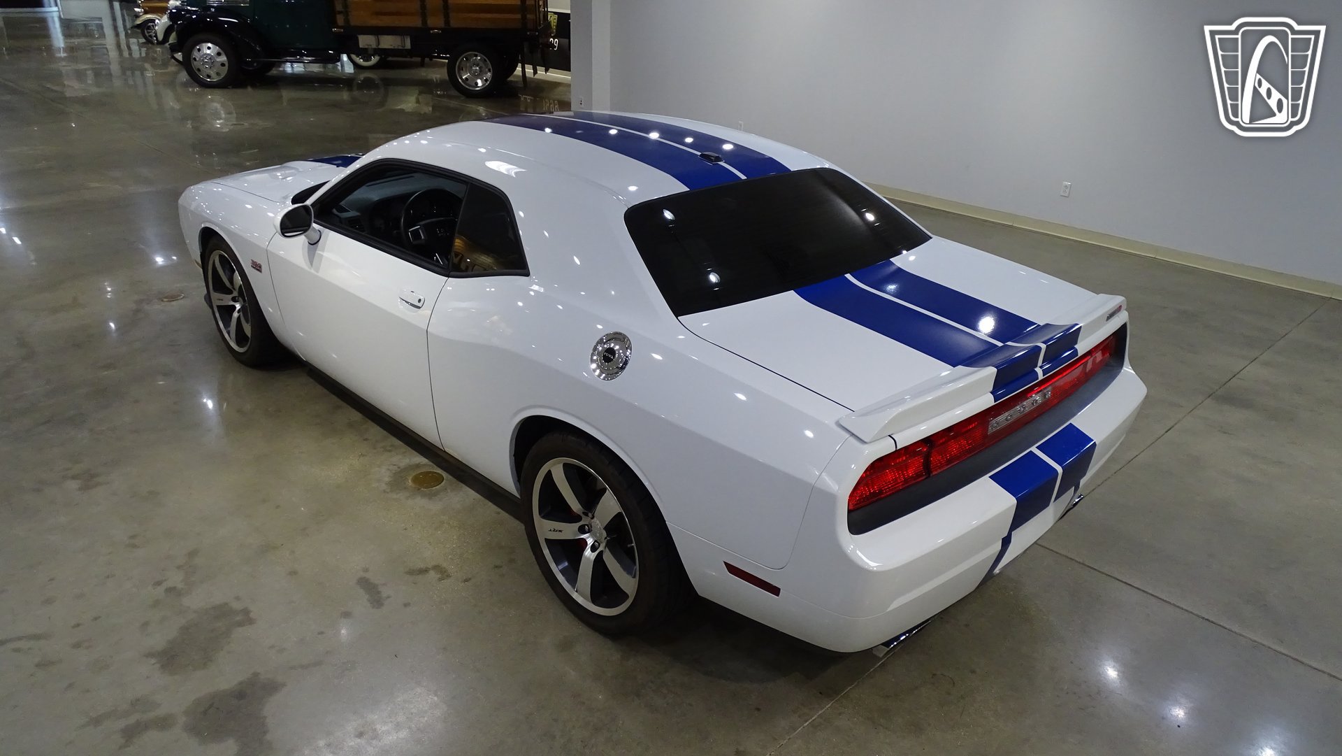 Used 2011 Dodge Challenger SRT8 w/ SRT Option Group II RWD image 8