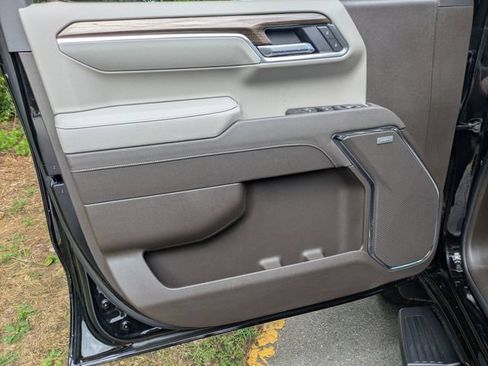 New 2026 Chevrolet Silverado 1500 LT Trail Boss w/ Convenience Package II AWD/4WD image 8