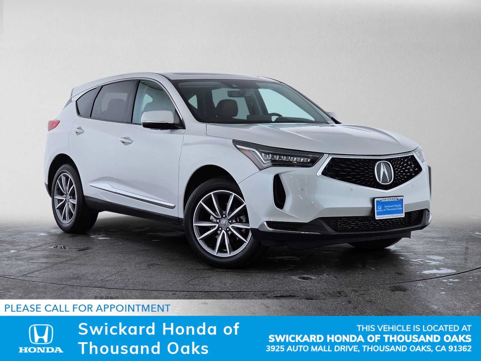 Used 2023 Acura RDX w/ Technology Package FWD image 1
