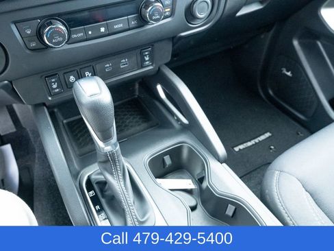 Used 2025 Nissan Frontier SV w/ SV Convenience Package image 20