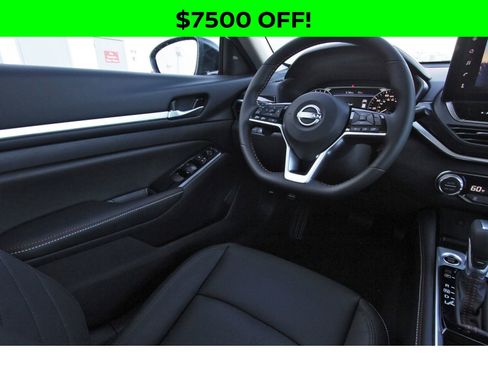 New 2025 Nissan Altima 2.5 SR w/ SR Premium Package image 14