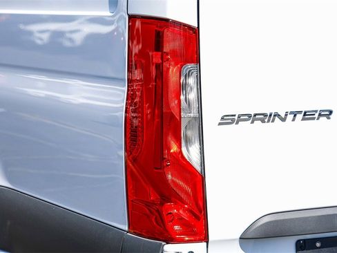 New 2025 Mercedes-Benz Sprinter 2500 image 8