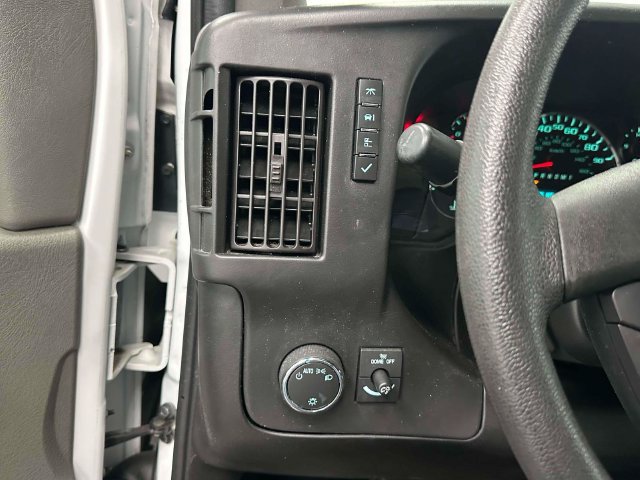 Used 2018 Chevrolet Express 2500 LT w/ LT Preferred Equipment Group RWD image 38