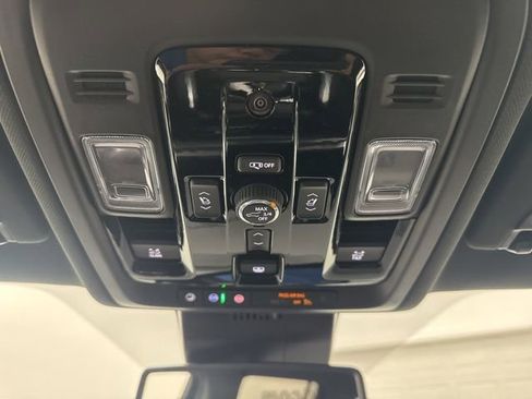 New 2026 Chevrolet Suburban RST w/ RST Capability Package AWD/4WD image 22
