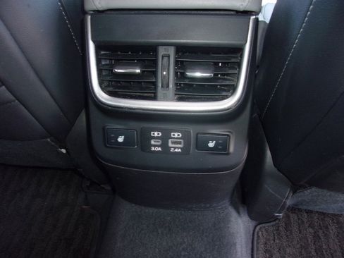 Used 2023 Subaru Outback Limited AWD/4WD image 21