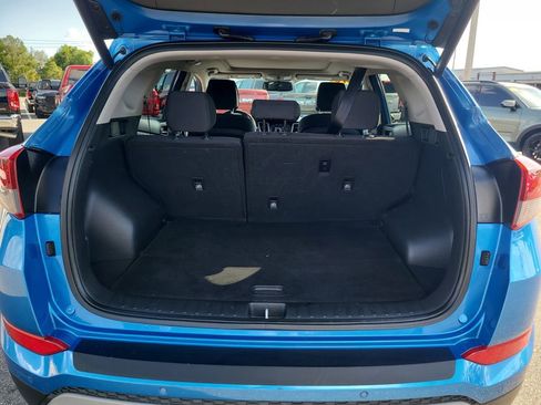 Used 2018 Hyundai Tucson Value w/ Cargo Package FWD image 7