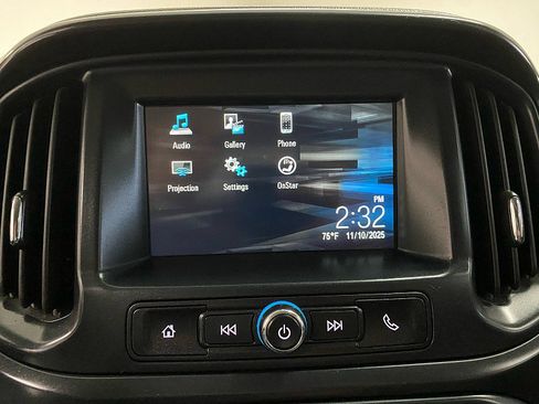 Used 2017 GMC Canyon 2WD Crew Cab w/ Convenience Package image 26