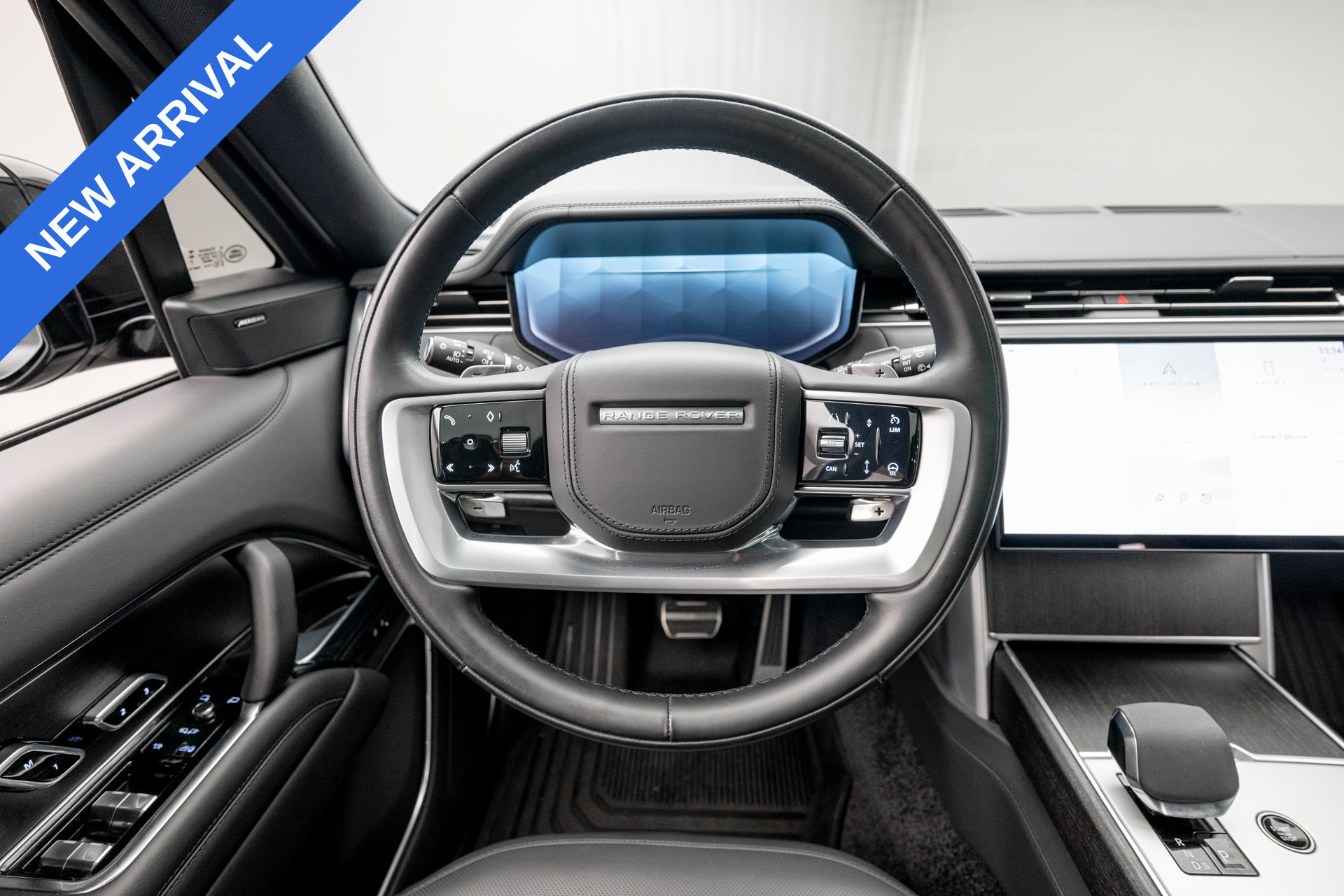 Used 2025 Land Rover Range Rover SE AWD/4WD image 11