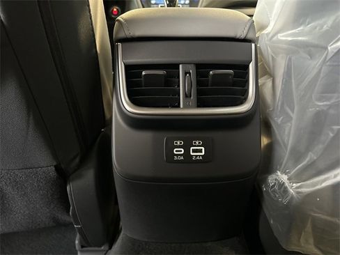 Used 2025 Subaru Legacy Premium image 24