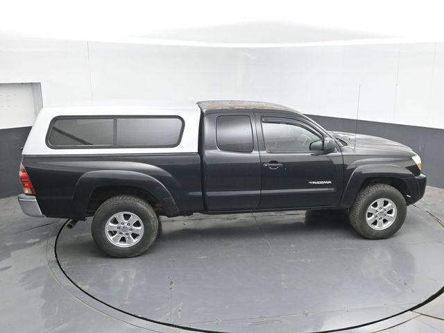 Used 2005 Toyota Tacoma PreRunner w/ SR5 Pkg #3 RWD image 34