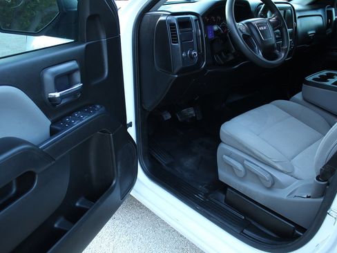 Used 2018 GMC Sierra 1500 2WD Double Cab w/ Sierra Convenience Package image 15