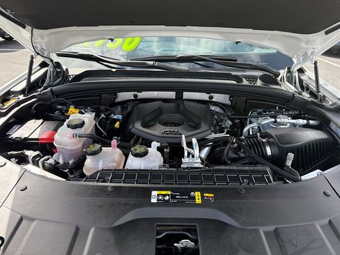 Used 2024 Jeep Grand Cherokee Limited 4xe w/ Luxury Tech Group II image 31