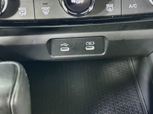 Used 2024 Honda Accord Sport image 29