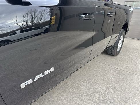 Used 2022 RAM 1500 Big Horn AWD/4WD image 16