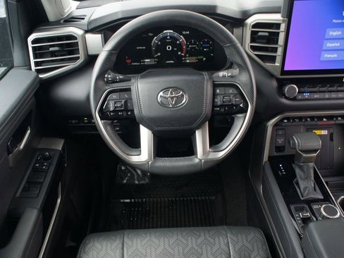 Used 2024 Toyota Tundra Limited AWD/4WD image 5