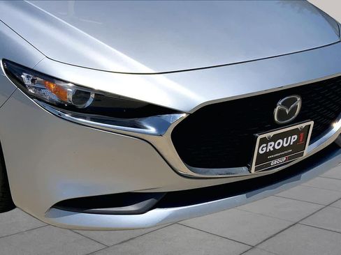Used 2020 MAZDA MAZDA3 Sedan w/ Select Package FWD image 28