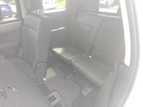 Used 2025 Hyundai Santa Fe SEL FWD image 37