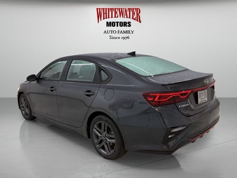 Used 2021 Kia Forte GT-Line FWD image 2