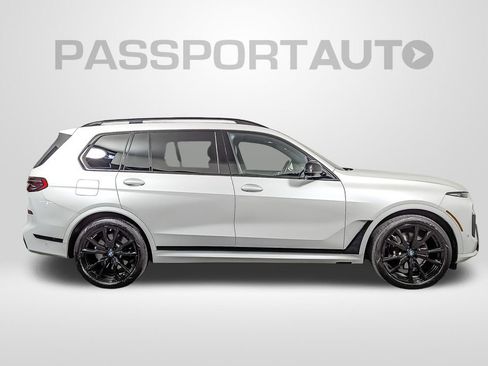 Certified 2025 BMW X7 M60i image 7