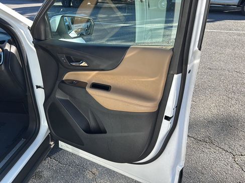 Certified 2022 Chevrolet Equinox Premier image 12