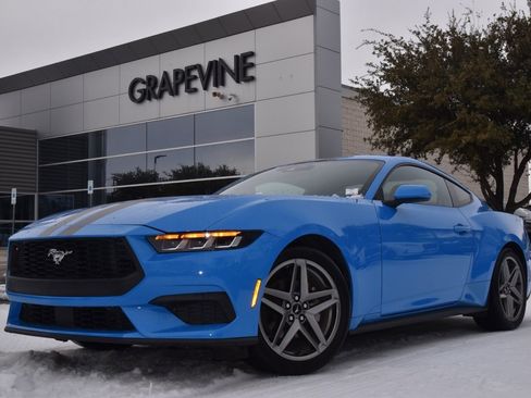 Certified 2025 Ford Mustang Premium image 1