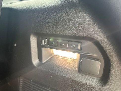 Used 2025 Ford Explorer ST-Line w/ Premium Package RWD image 27