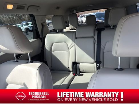 New 2026 Nissan Pathfinder SL FWD image 28