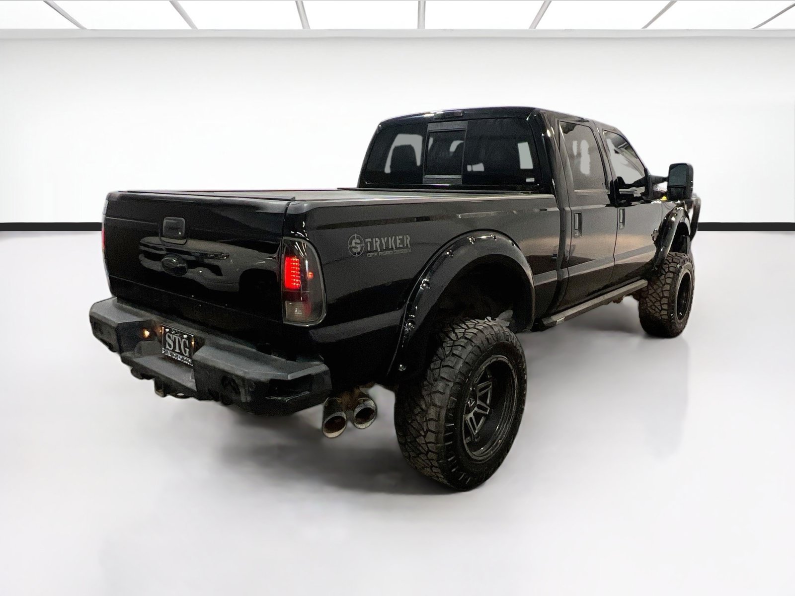 Used 2016 Ford F350 Lariat w/ Lariat Ultimate Package AWD/4WD image 4