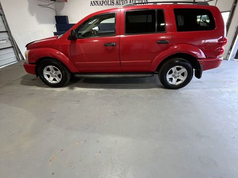 Used 2004 Dodge Durango SLT image 1