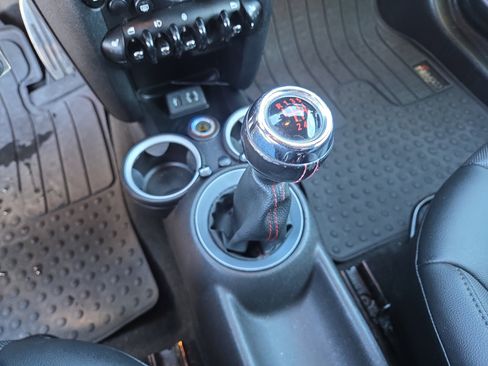 Used 2015 MINI Cooper Roadster S image 22