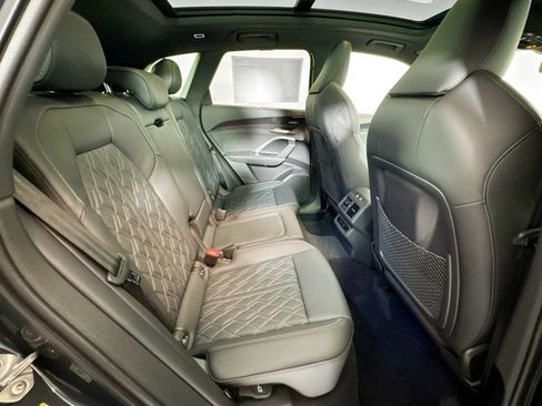 New 2025 Audi SQ5 Premium Plus image 24