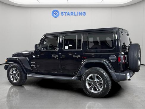 Used 2023 Jeep Wrangler Sahara image 4