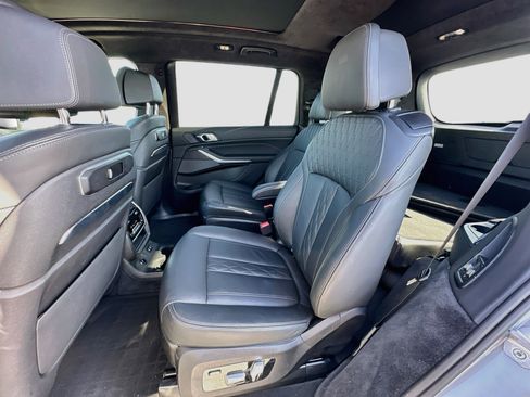 Used 2024 BMW X7 xDrive40i w/ Executive Package AWD/4WD image 26