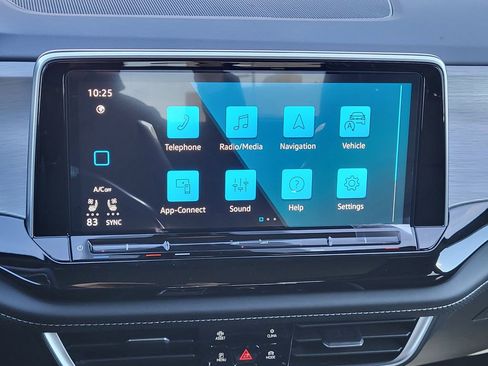 New 2026 Volkswagen Atlas Cross Sport SE image 16