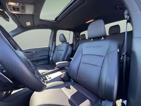 Used 2023 Honda Ridgeline Black Edition image 15