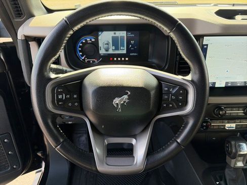 Used 2023 Ford Bronco Wildtrak AWD/4WD image 15