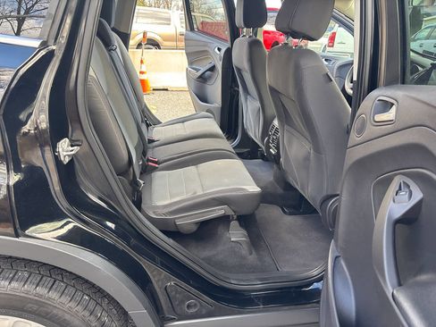 Used 2016 Ford Escape SE w/ Equipment Group 201A image 25