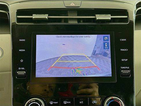 Used 2022 Hyundai Tucson SEL w/ Winter Package image 13