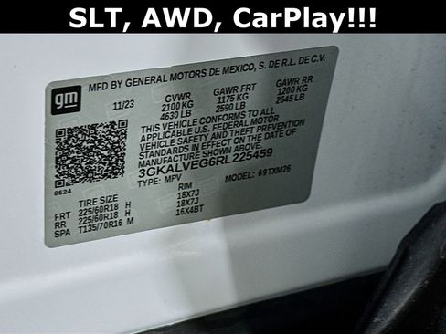 Used 2024 GMC Terrain SLT image 33