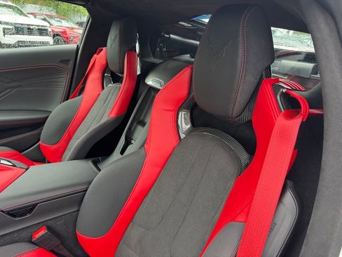 New 2025 Chevrolet Corvette Z06 w/ Z07 Performance Package image 24